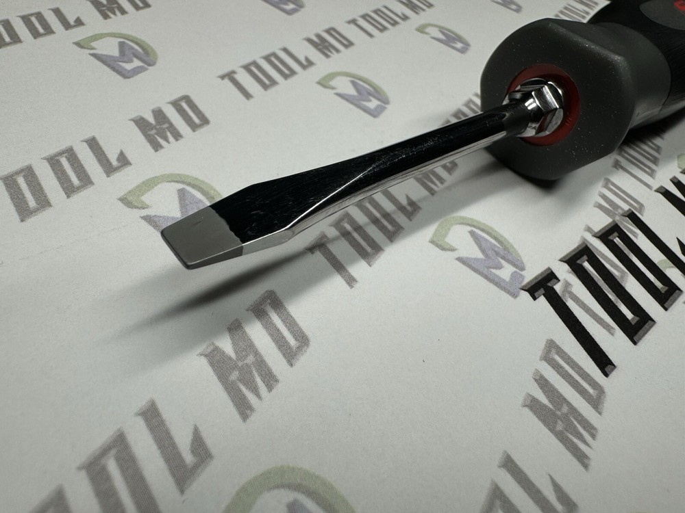 Snap-on Tools NEW DARK TITANIUM 7/32" Tip Soft Grip Flat Head Screwdriver SGD2B