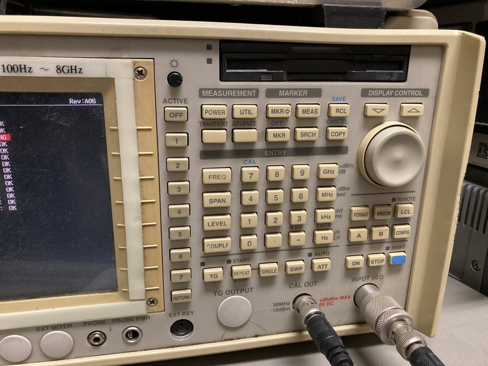 Advantest R3267 Spectrum Analyzer 100Hz - 8GHz