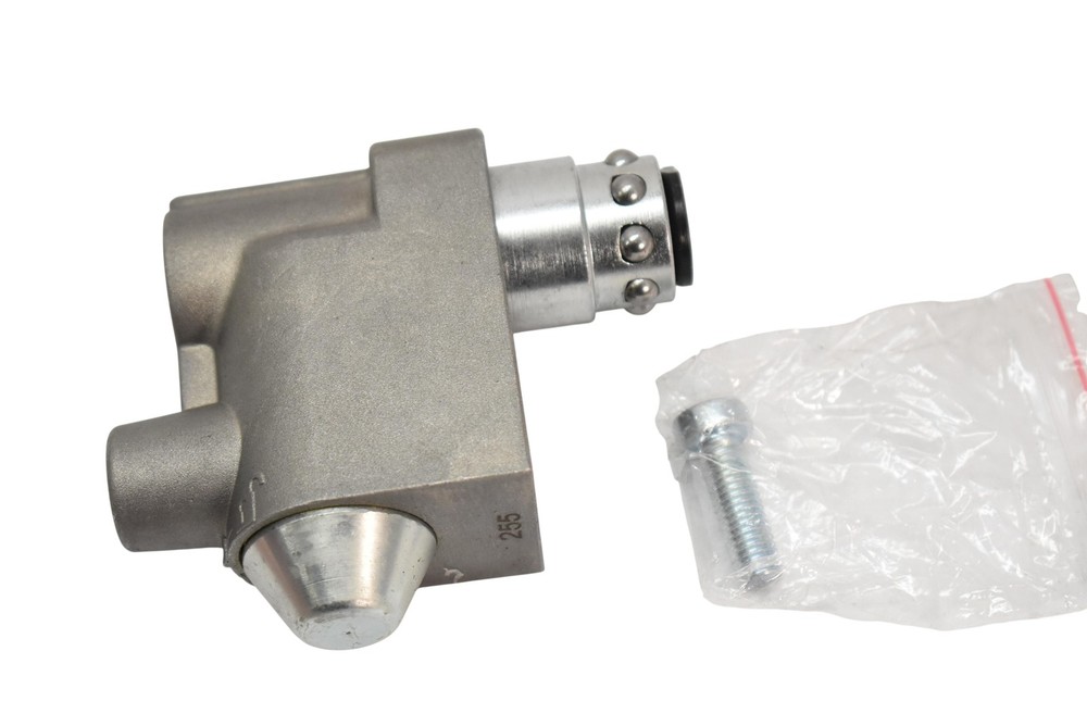 RTC M101.09LM Hydraulic Quick Coupler 255 Right Angle Block Fitting Connector