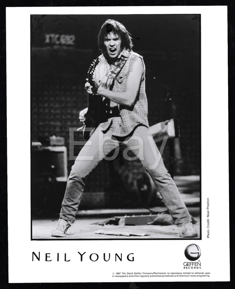 NEIL YOUNG - Promotional Photo 8 X 10 inch
