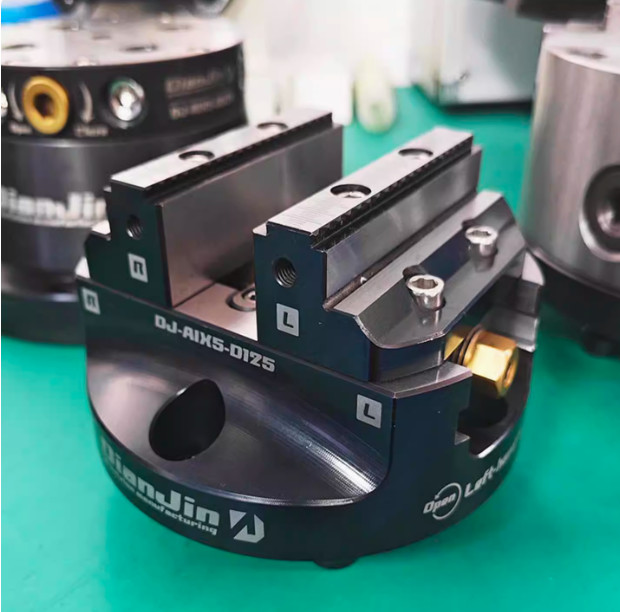 Four & Five Axis Machining Integral Self-centering Concentric Vice DJ-AIX5-D125