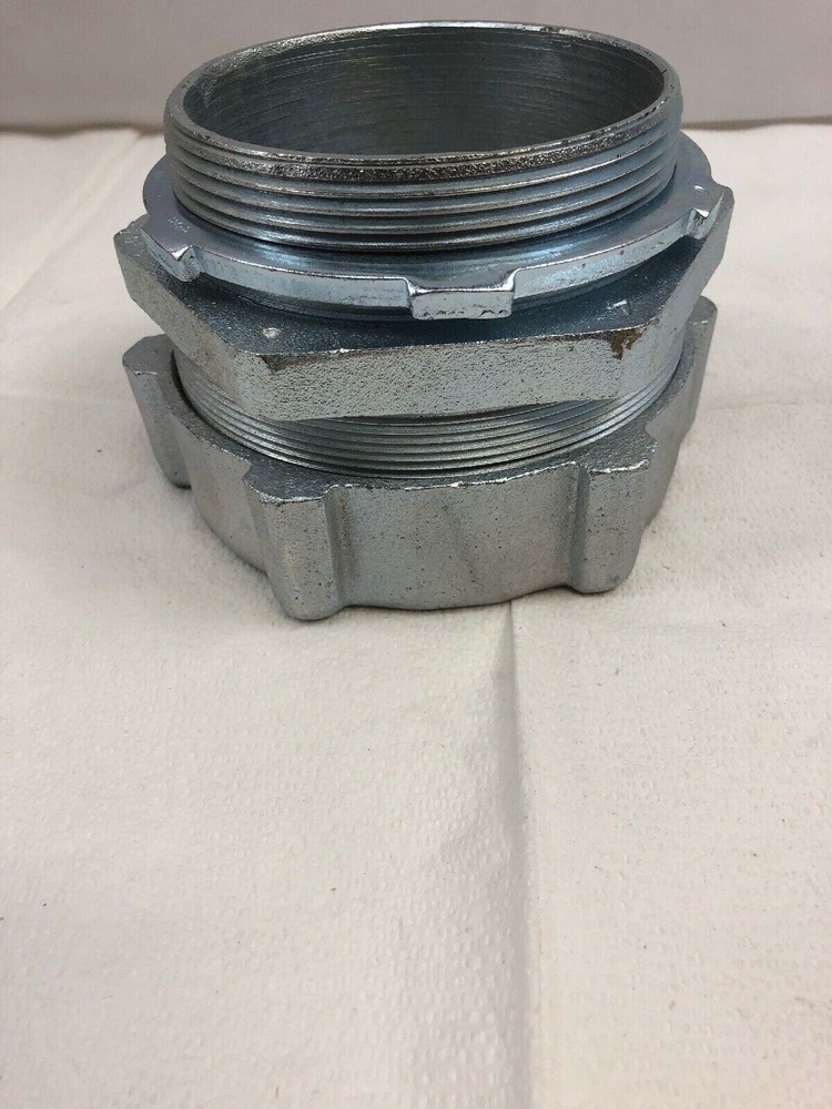 Appleton NTC-400 Rigid Compression Connector 4" Threadless Malleable HOTT DEALS