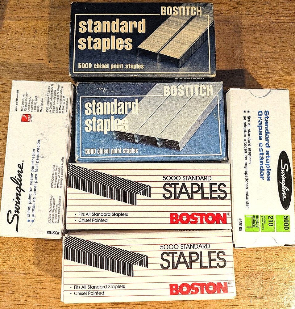 Staples for a Desktop Stapler, 6 full Boxes