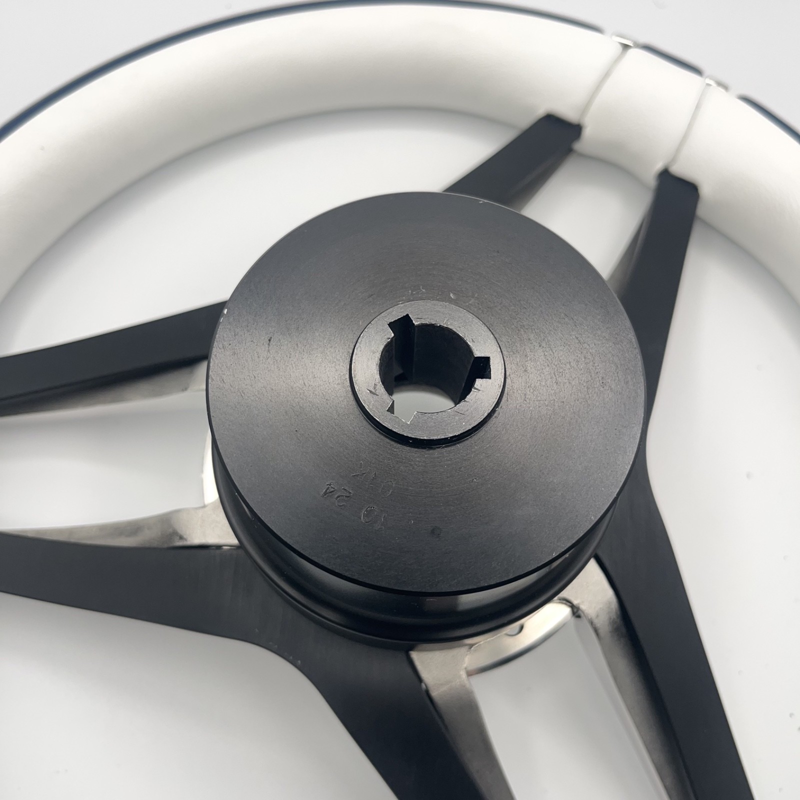 Cobalt Boat Steering Wheel Stainless Steel Spoke Leather Rim | Cobalt Boats Logo