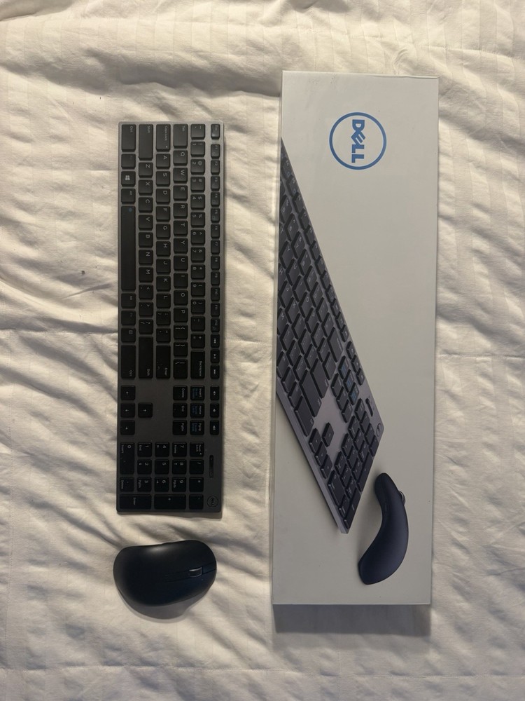 Dell Premier Wireless Keyboard and Mouse Set