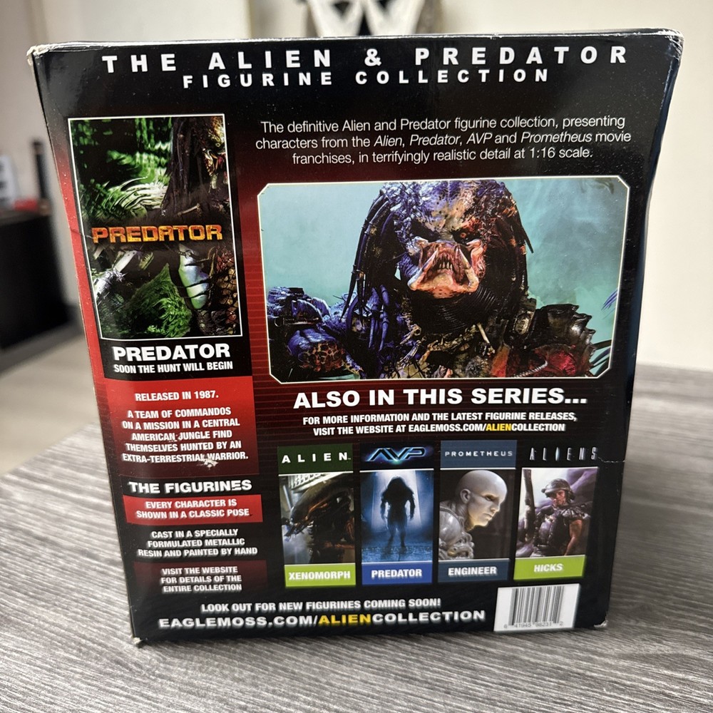 2016 Eaglemoss Alien & Predator Figurine Collection The Predator