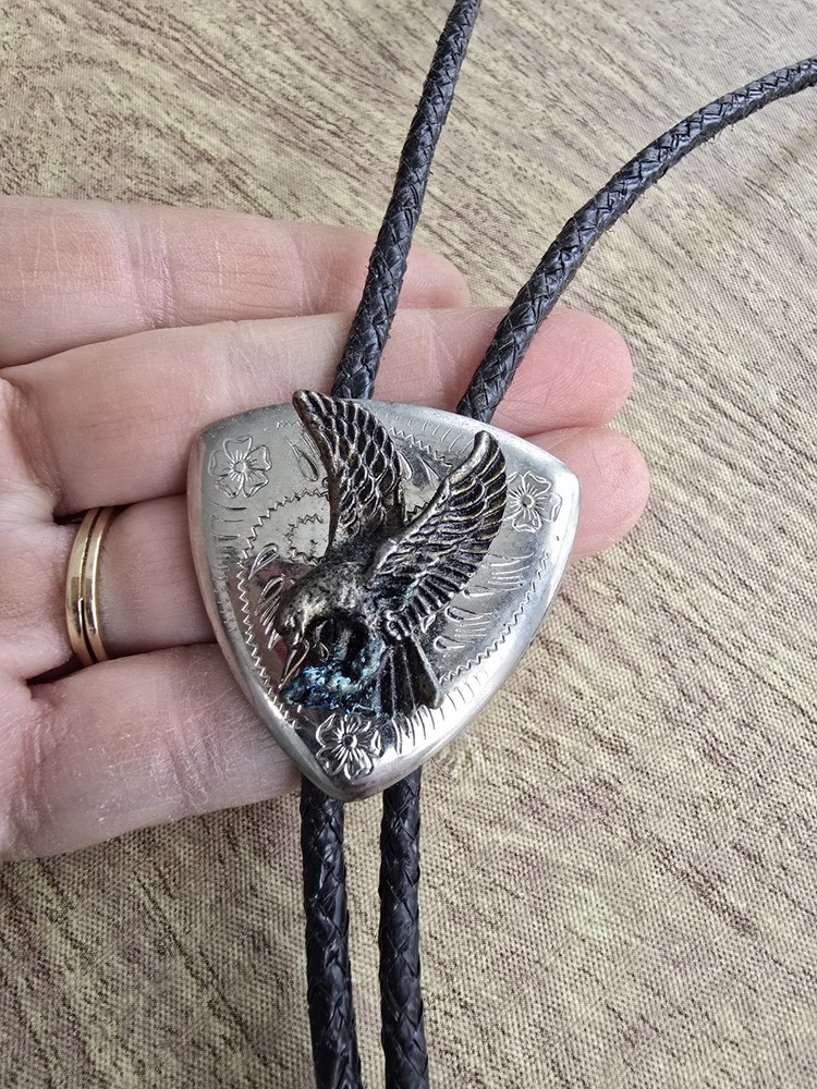 Vintage Eagle Western Bolo Silvertone  Leather Tie