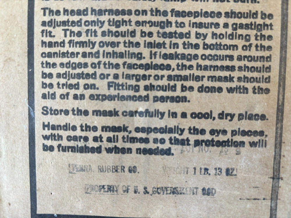 US WWII Noncombatant Gas Mask, Medium Adult Size, New in original Box Never