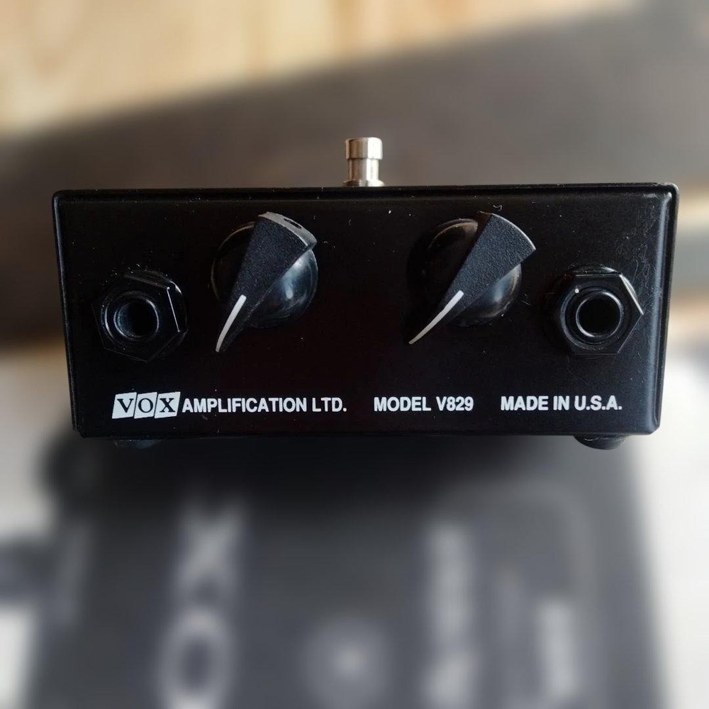 VOX Tone Bender Fuzz model v829