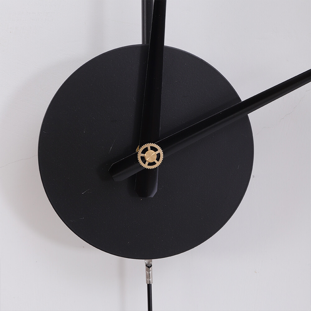 Modern Round Wall Clock Unique Design Silent Quartz Movement For Office, Study