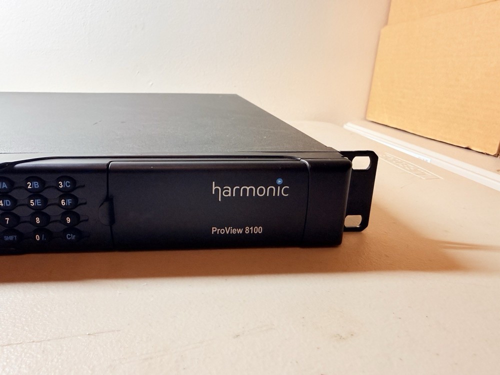 Harmonic ProView 8100 Series Model 8130 Integrated Receiver/ Decoder