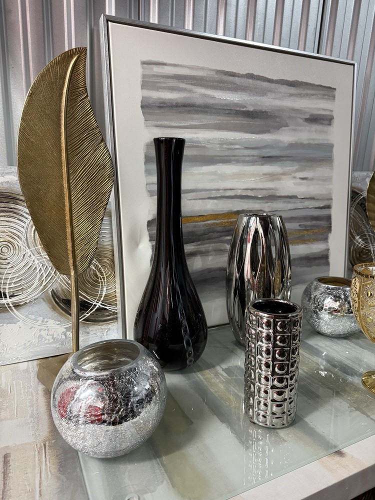 Modern Home Decor Set - ExcellentCondition