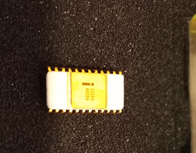 Vintage 1975 Intel C3104 16 bit Content Addressable RAM. White ceramic and gold