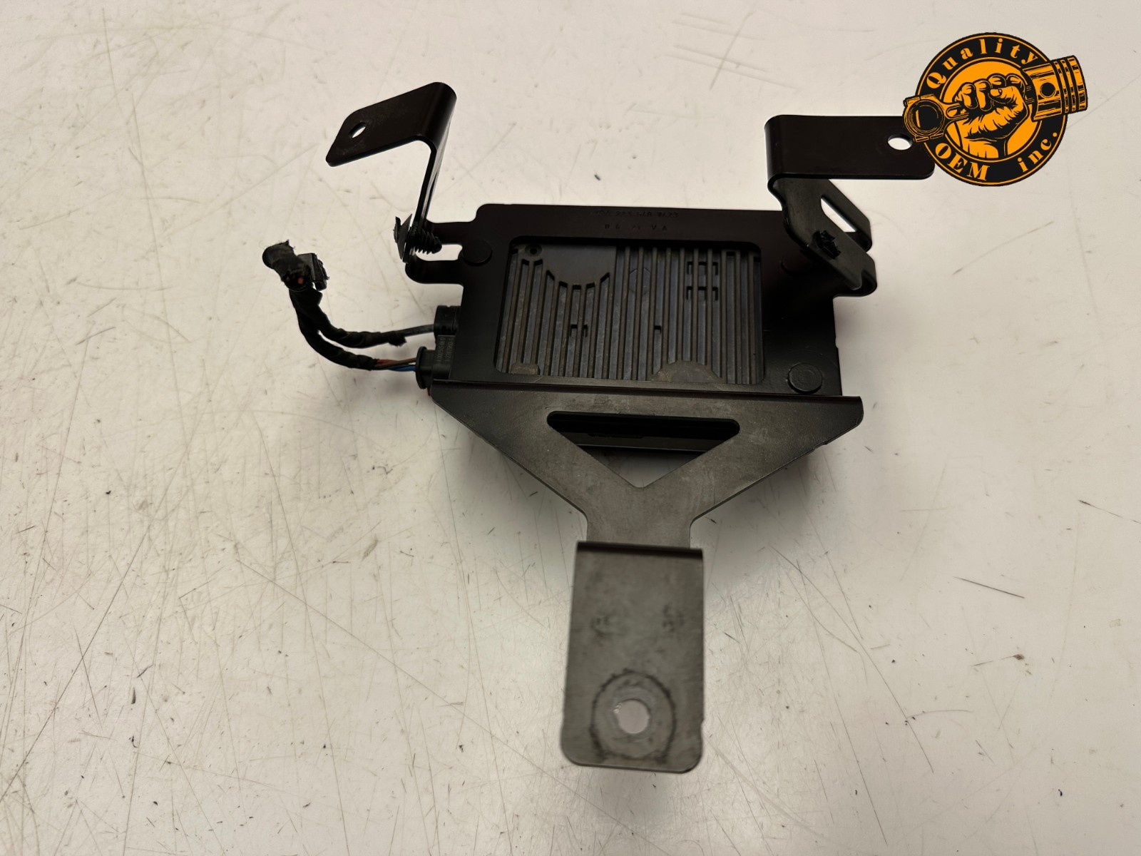 2022-2026 MERCEDES AMG GT C CLE E EQE EQS S SL - FRONT DISTANCE RADAR SENSOR OEM