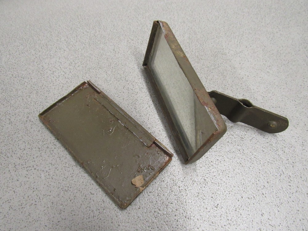 WW1 US Trench Mirror M1917 Original BROKEN HINGES RUST PAINT CHIPPING