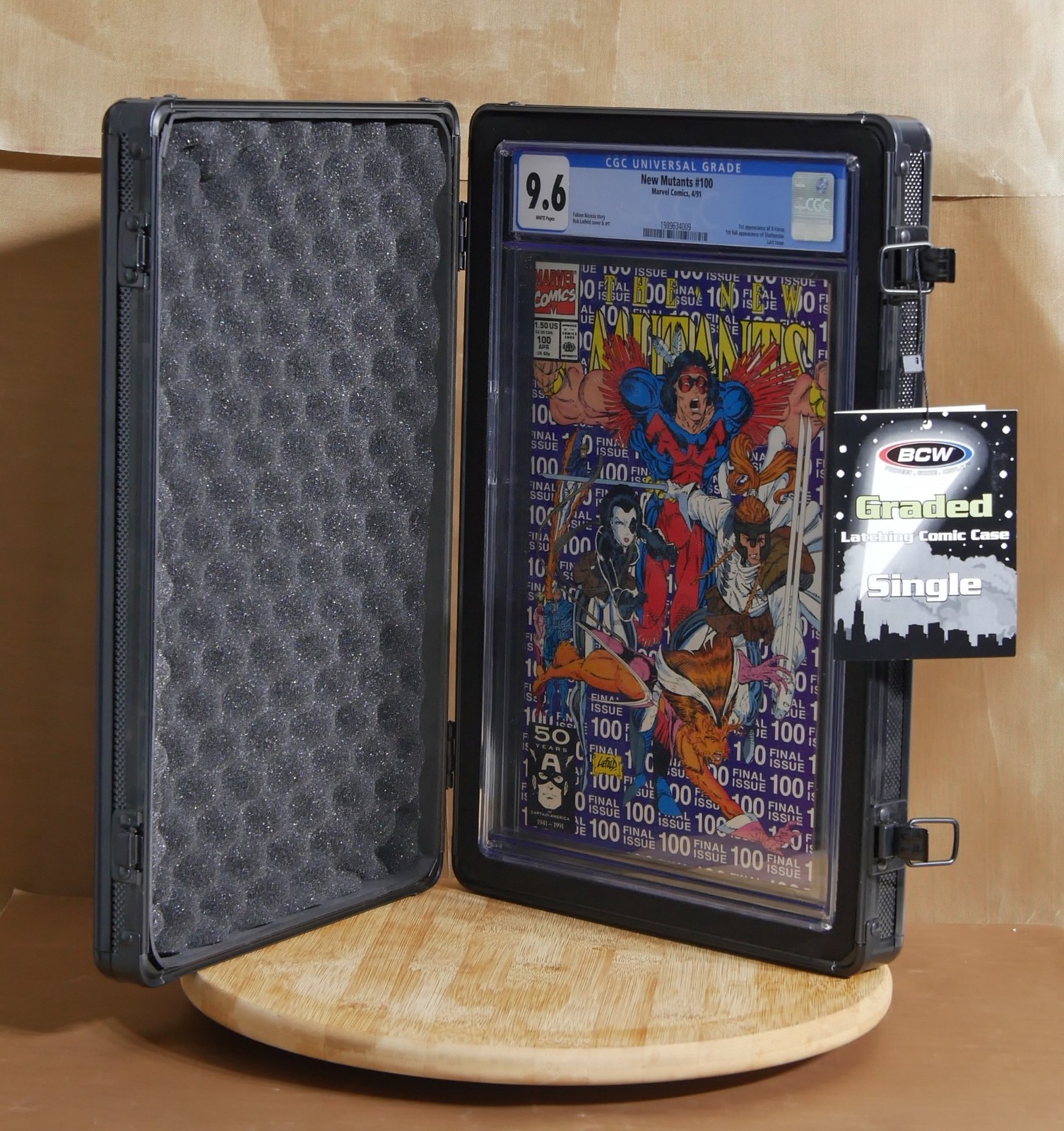 BCW Small Graded Latching Case – Single Comic Slab Storage