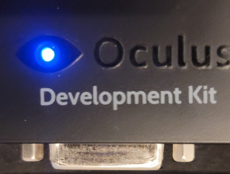 2013 Oculus Rift VR Development Kit Virtual Reality Headset DK1 w/ Case