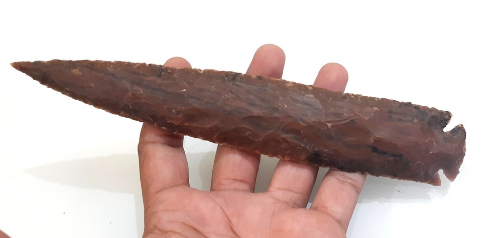 AGATE CRAFTED 8 INCHES FLINT STONE NATIVE ARROWHEAD POINT