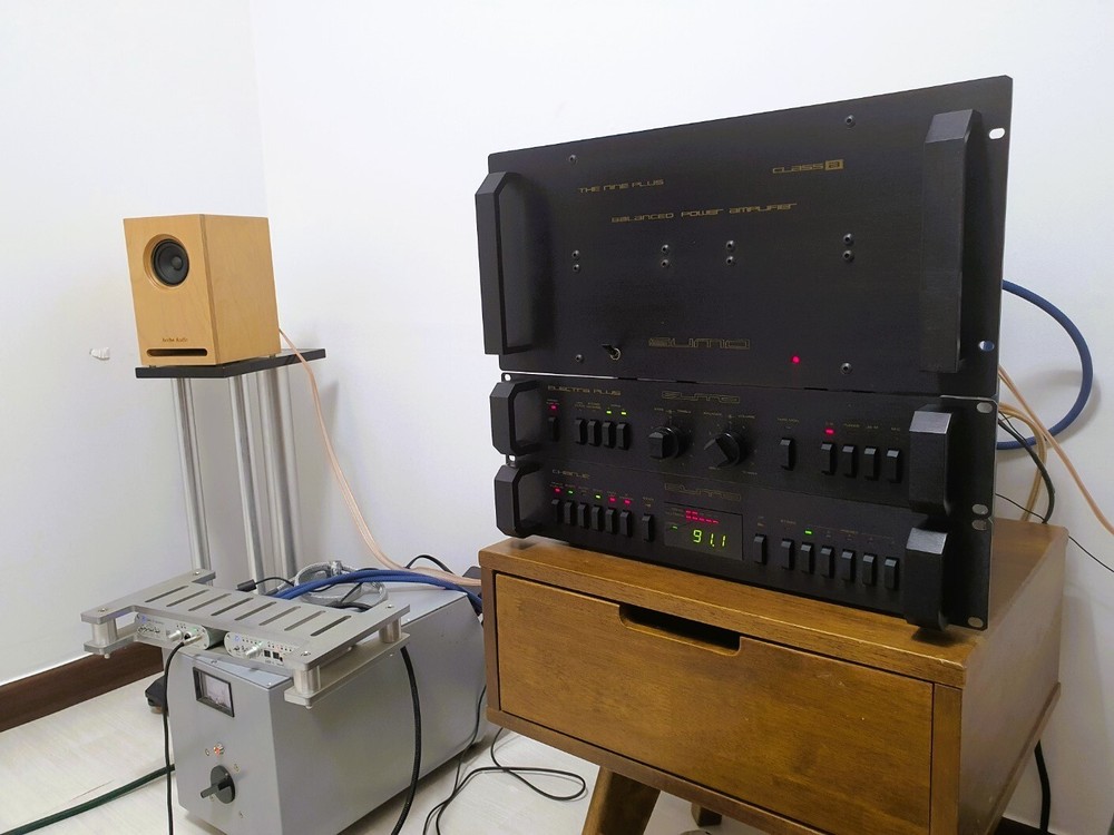 SUMO Class-A Amp, Preamp, Tuner complete set