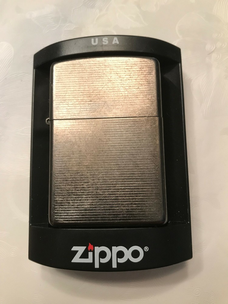 ZIPPO FINE LINES LIGHTER
