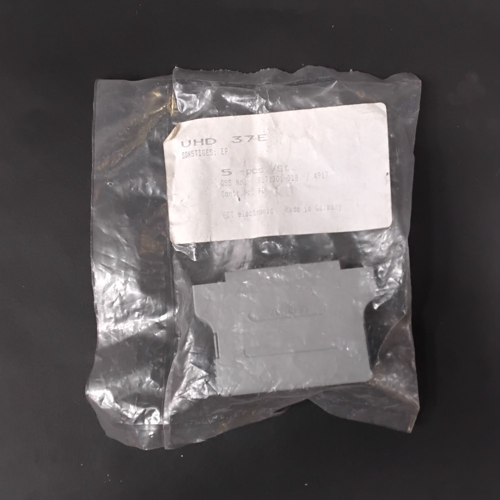 EDT ELECTRONIC UHD 37E D-SUB CONNECTOR BACKSHELL ($4.99 OBO)