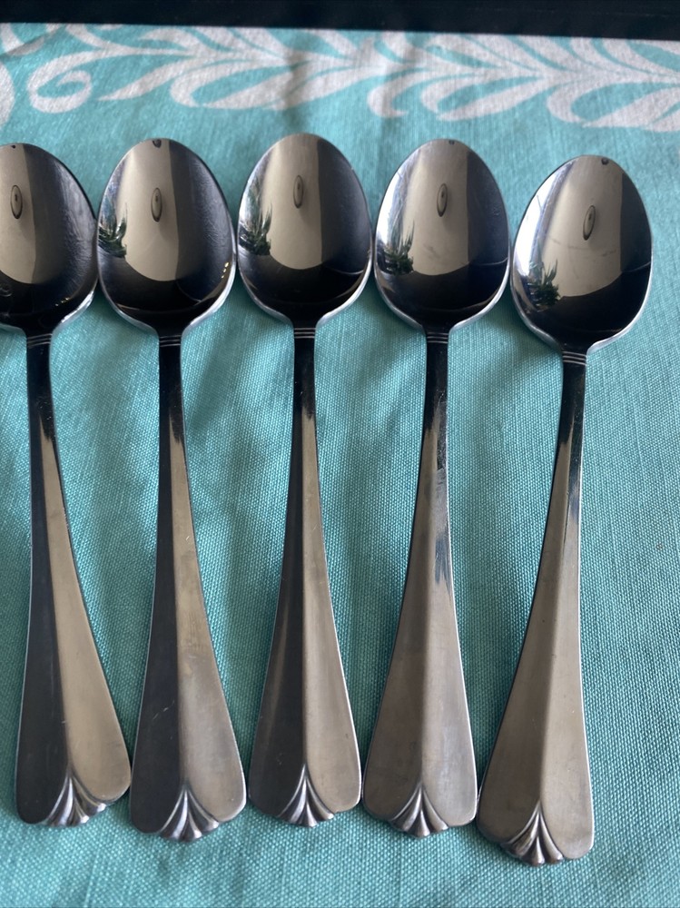 5 Pcs Rogers Co Country Shell Teaspoon Stainless Flatware
