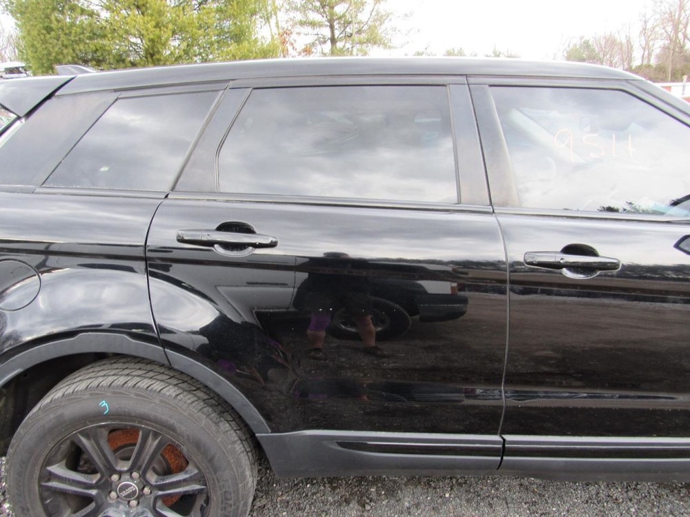 EVOQUE 2017 Glove Box 1033260