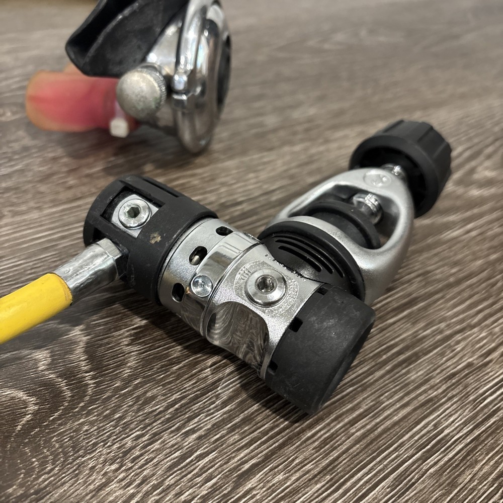 Scubapro MK20 Regulator High-Performance Diving Equipment + Regulator Setup