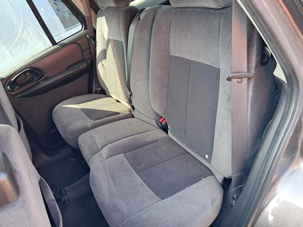 TRAILBLAZ 2008 Glove Box 4820986