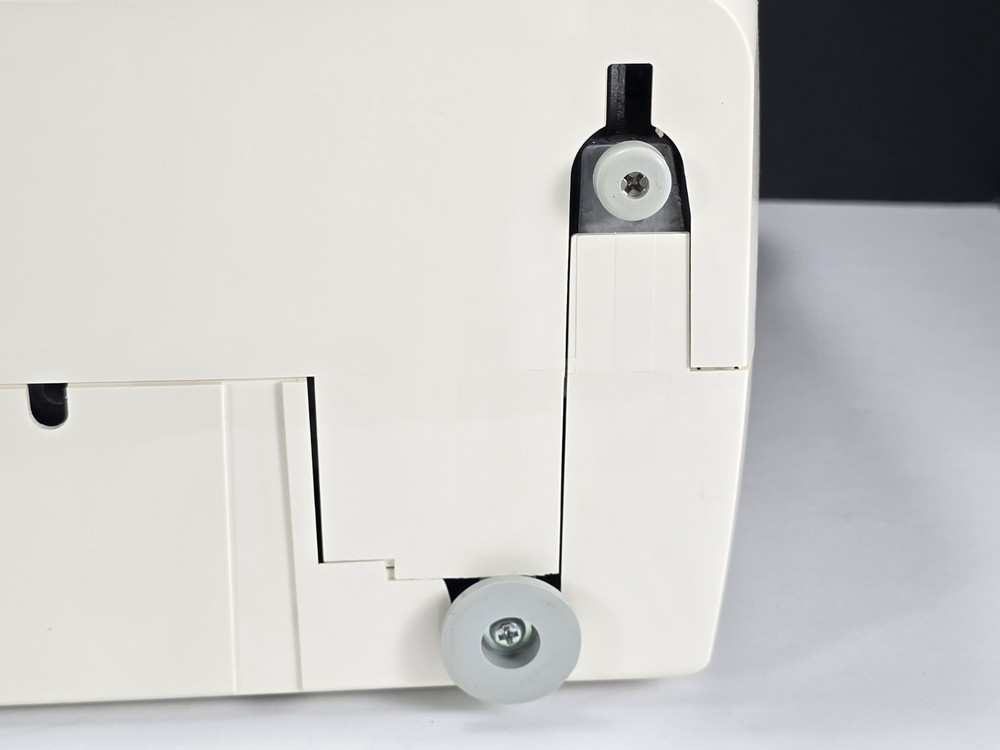 Brother LS-2020 Sewing Machine w/ Pedal Power Cord ~ 20 Stitch Function ~ TESTED