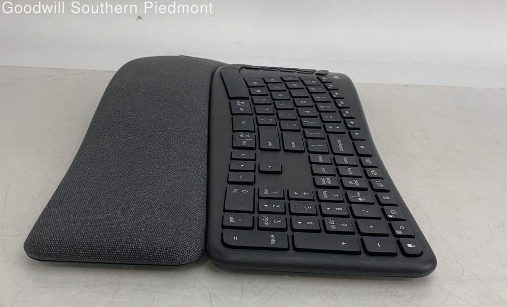Logitech Ergo K860 Wireless Keyboard with USB Dongle Bundle - Tested
