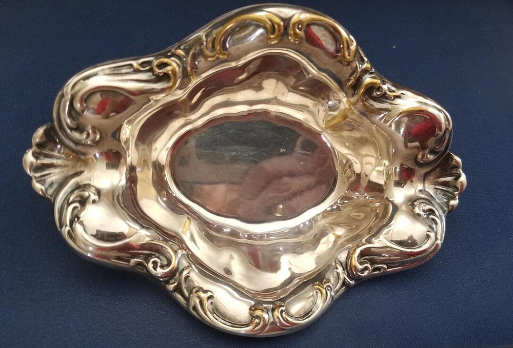 Sheridan Silver Plated Dish - 7 inches long