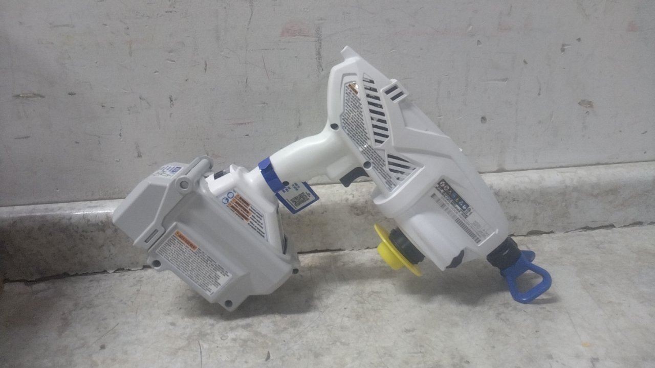 Graco 25R791 20V 5/16 Gal Tank Capacity Cordless Handheld Sprayer