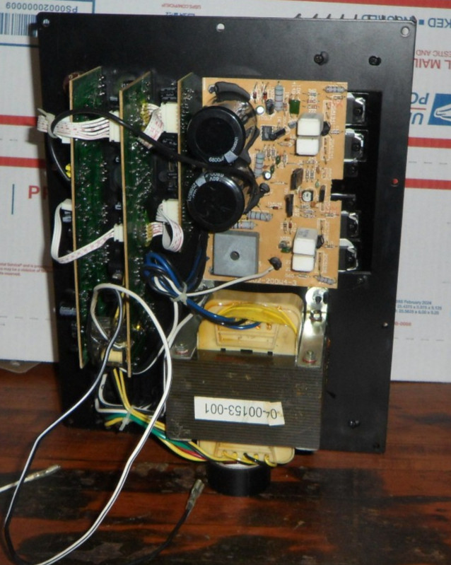 Gem Sound BA-200 DJ Professional Powered Speaker 200W Amplifier & Control Panel