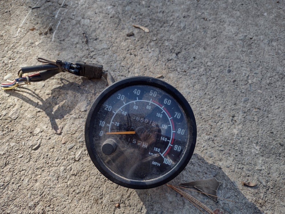 2001 arctic cat z440 speedometer