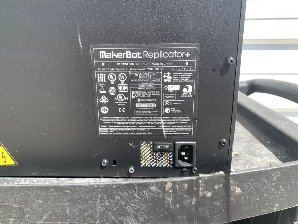 MakerBot Replicator Desktop 3D Printer W/Power Cord Tested