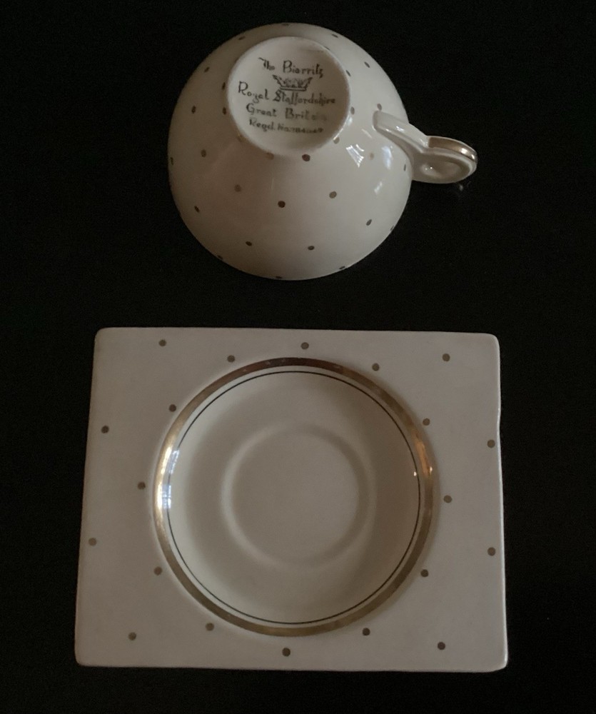 Vintage Clarice Cliff Dinnerware