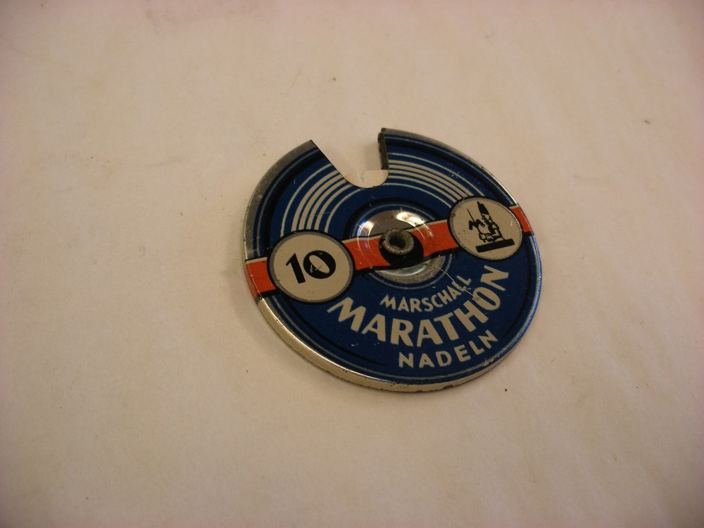 Phonograph Victrola Gramophone - Needle Tin - Marschall Marathon