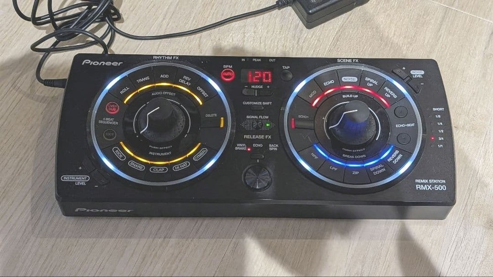 Pioneer DJ RMX-500 Remix Station Effects Controller DJ FX Processor w/ Box Used