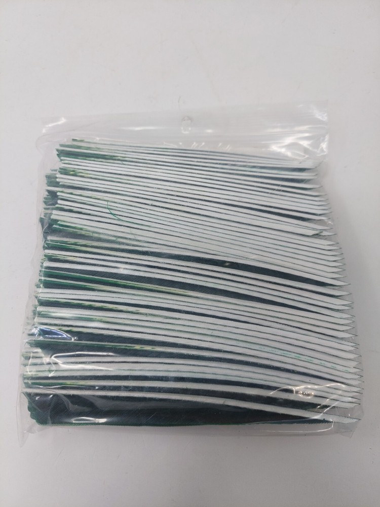 100pk Gateway Feathers 5" Right Wing: Shield Forest Green 500RSSGN-100