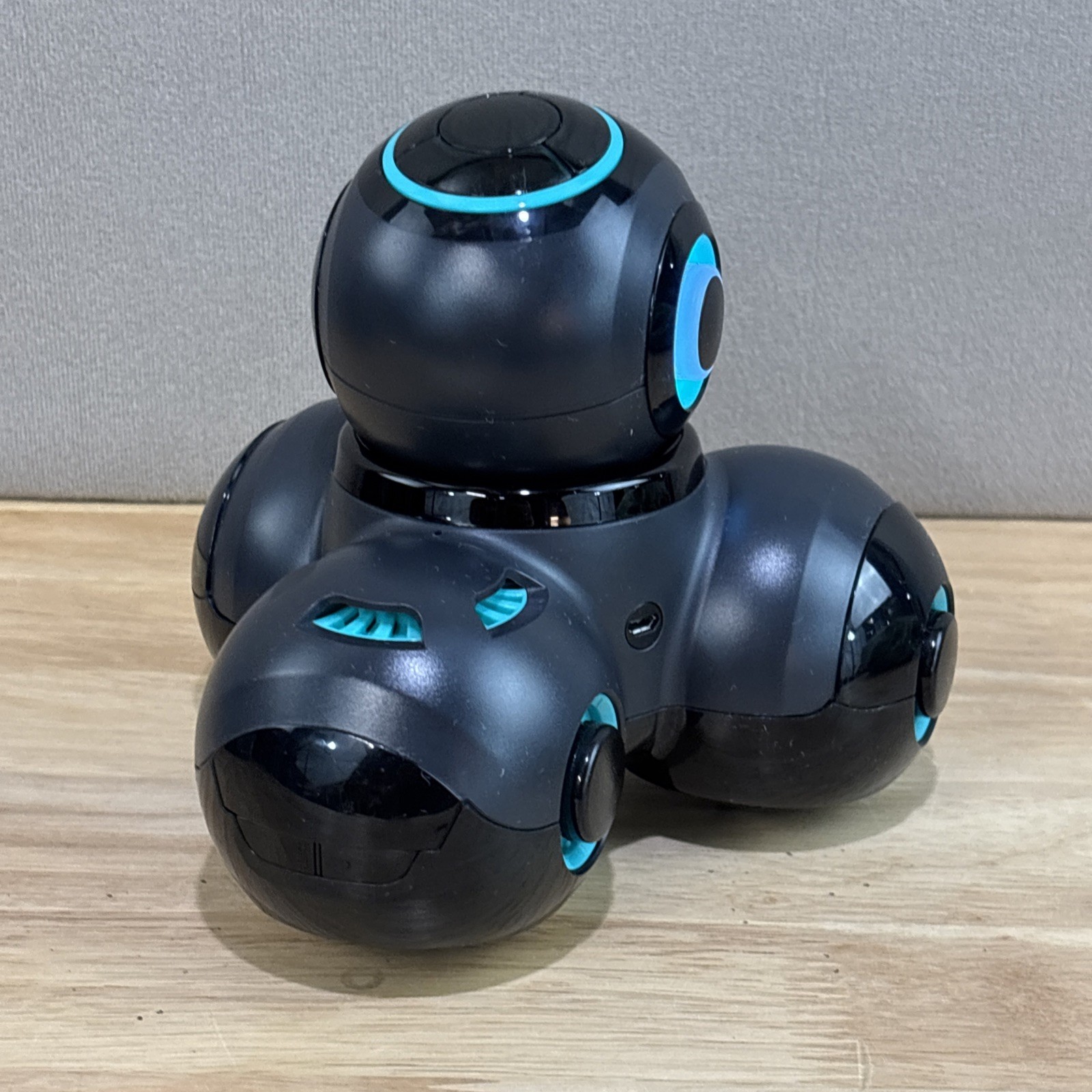 Wonder Workshop CUE Coding Cleverbot QU01 - Works!