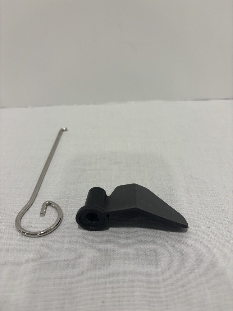 Sensio Bread Maker Machine Kneading Blade Paddle Hook XBM1028 Pre-owned