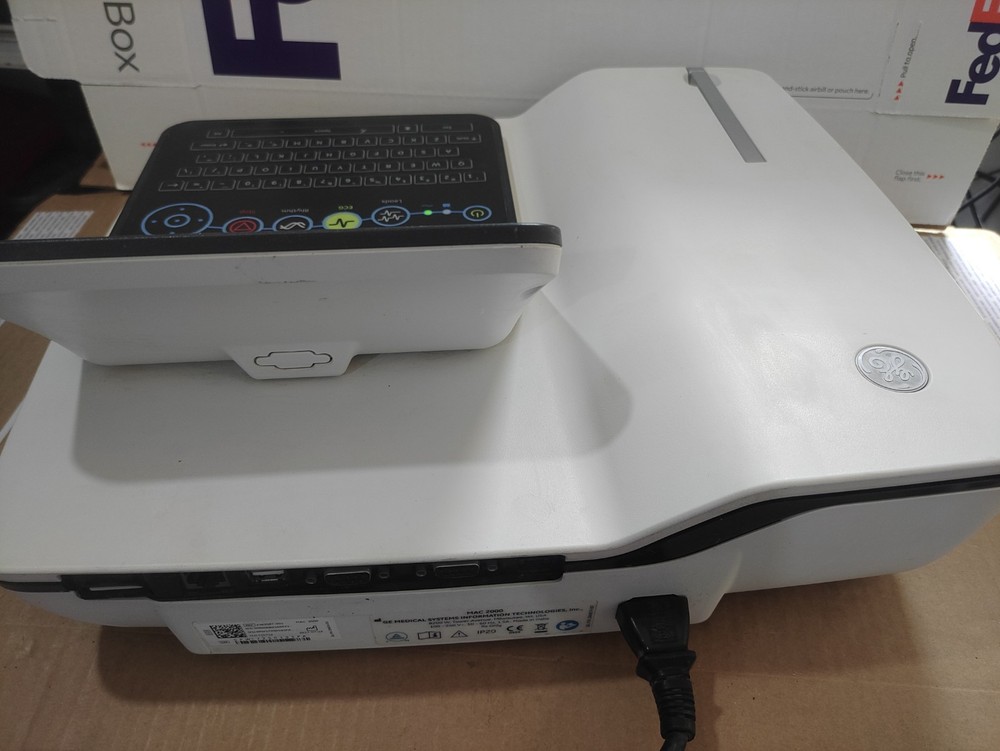 GE MAC 2000 Resting ECG System