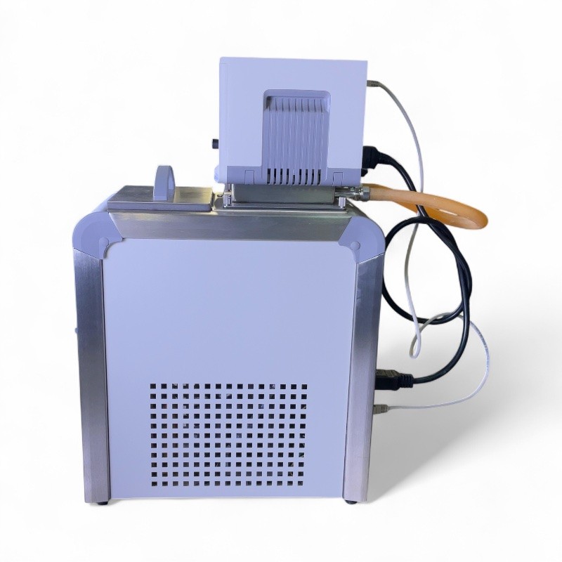 Thermo Scientific Haake A10 Recirculating Chiller with Haake SC 100 Controller