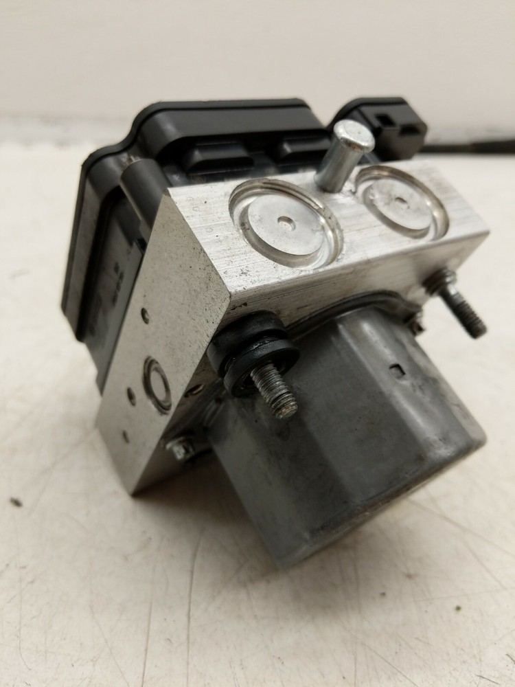 2012-2015 Tesla Model S Hydraulic Control ABS Anti-Lock Brake System Pump Module