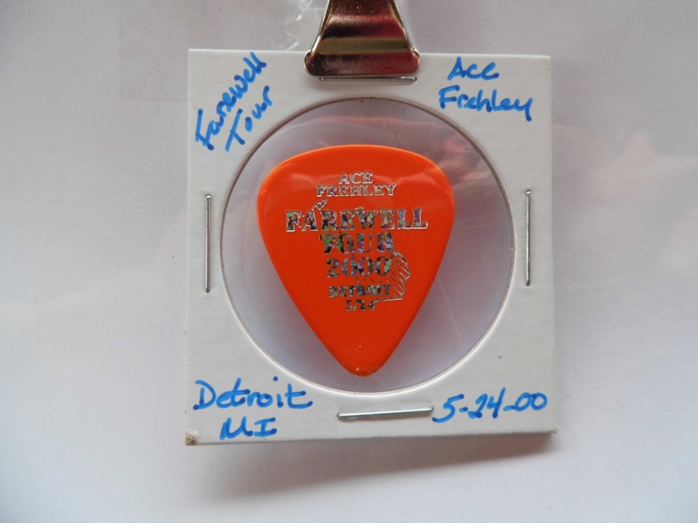 KISS ACE FREHLEY 5/24/00 GUITAR PICK~READ DESCRIPTION #5/8