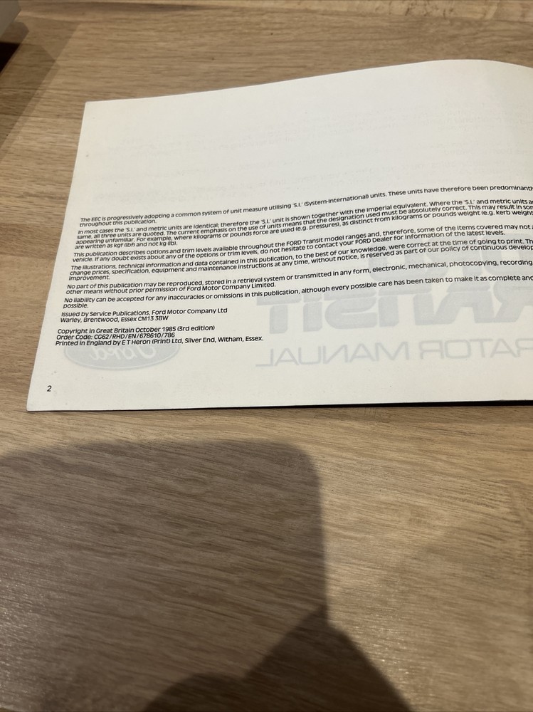 Ford Transit Operator Manual - October 1985 - 3rd Edition.