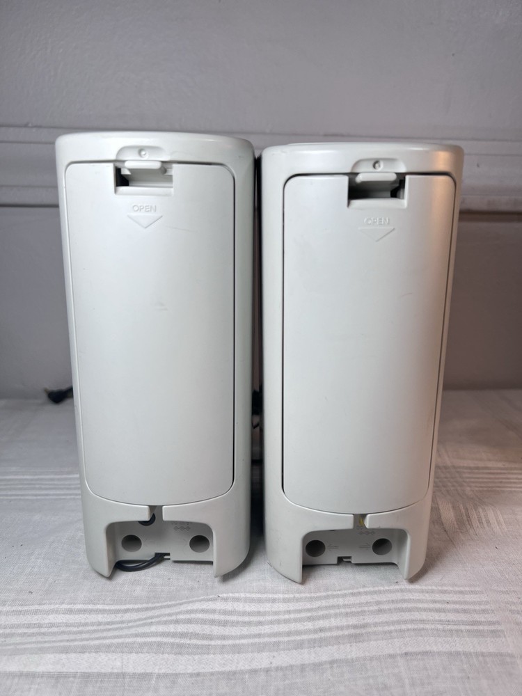 Sony White SRS-58 Active Speaker System Computer Speakers White UNTESTED AS IS