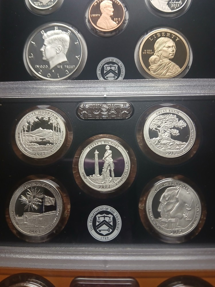 2013 S Silver Proof United States Mint Set .