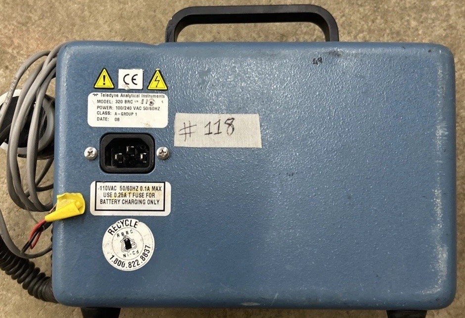 Teledyne Portable Oxygen Analyzer Model 320